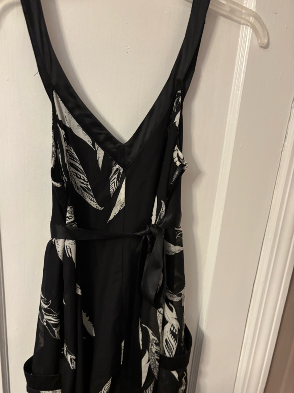 Bebe Maxi Dress - Picture 2 of 4